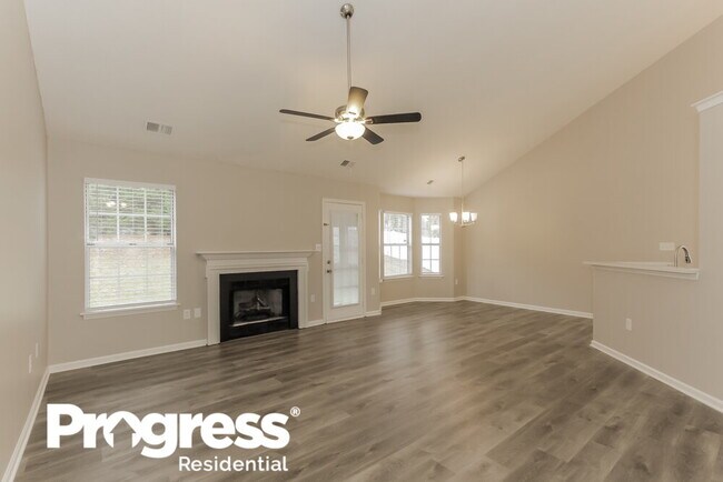 Building Photo - 5401 Pecanbluff Ct