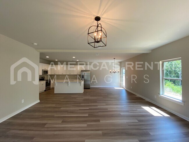 Foto del edificio - Home for Rent in Odenville, AL! Available ...