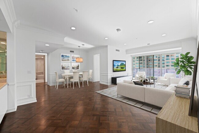 Building Photo - 10490 Wilshire Blvd