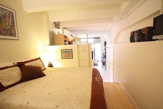 Foto del edificio - 12 Stoneholm St