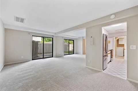 Foto del edificio - 2442 Unity Ave N