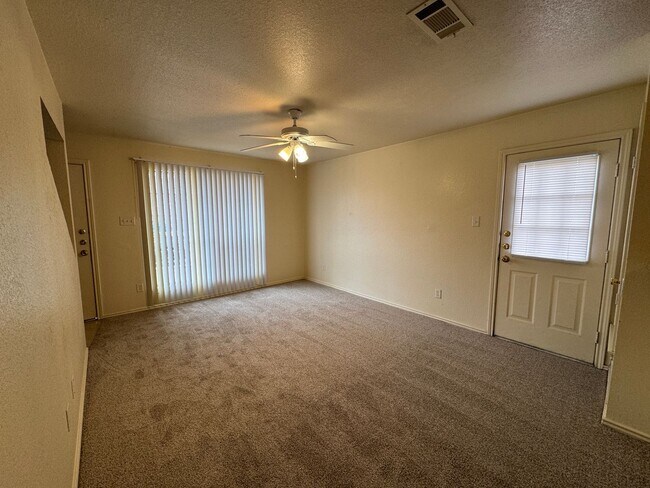 Foto del edificio - 4508 Mattie Dr