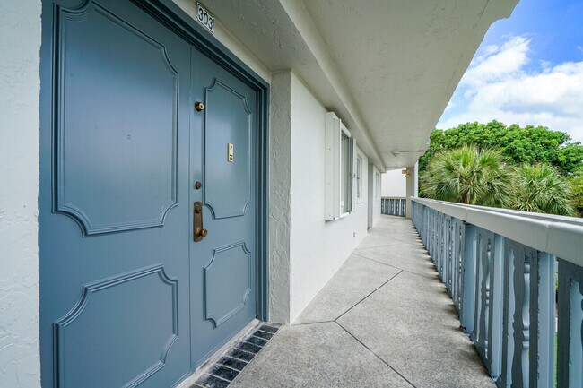 Building Photo - 3286 Arcara Way