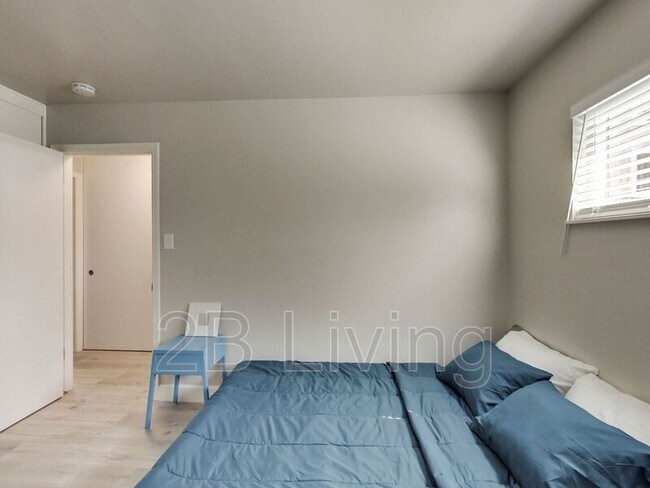 Foto del edificio - 1830 6th Ave