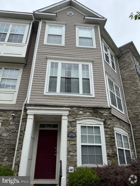 Building Photo - 21752 Ascot Ct