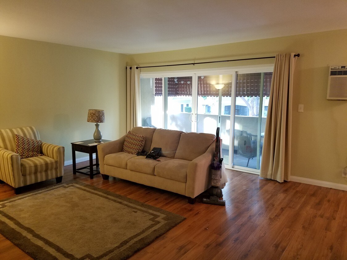 Foto principal - 440 Chestnut Ave