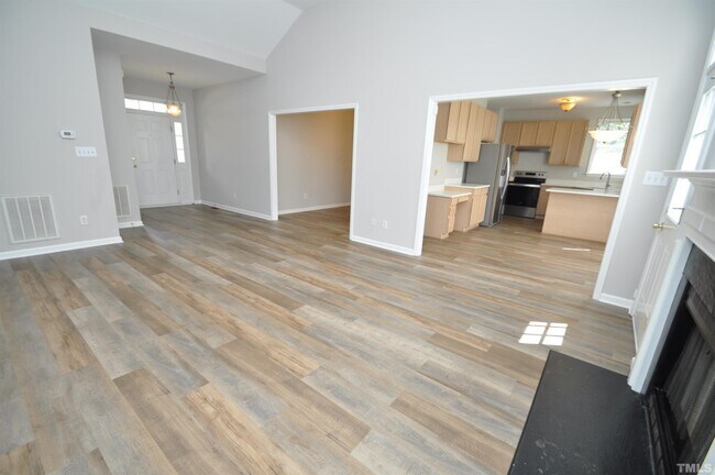 Building Photo - 3208 Tabor Ct