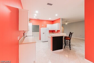 Building Photo - 2215 Hawksridge Dr
