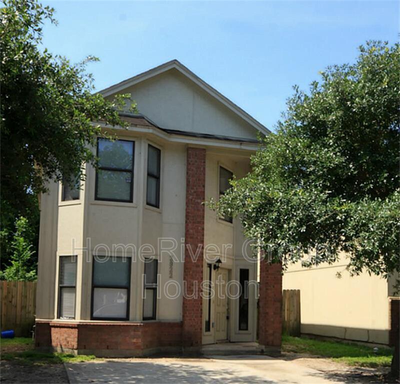 Primary Photo - 2922 La Estancia Ln