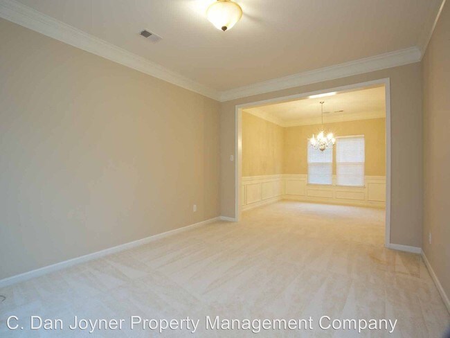 Building Photo - 109 Hydrangea Way