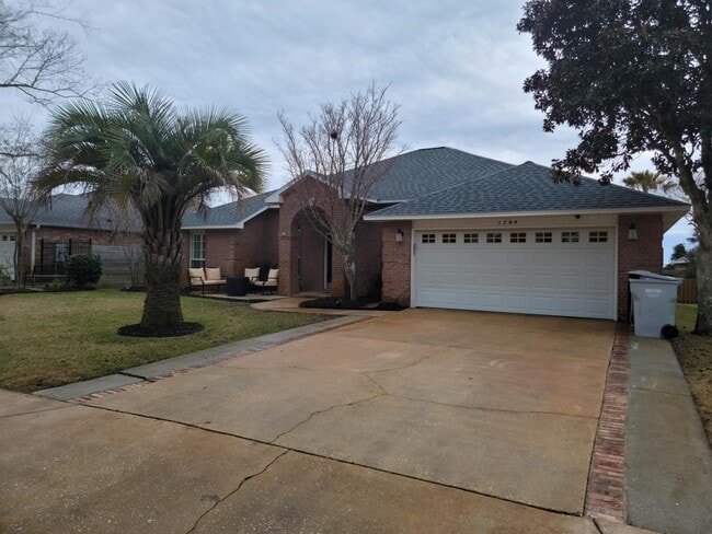 Building Photo - 1704 Turkey Oak Dr