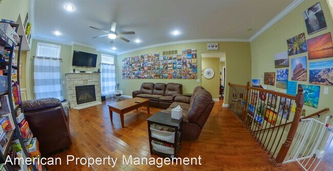 Building Photo - 5 br, 3 bath House - 504 Applewood Dr