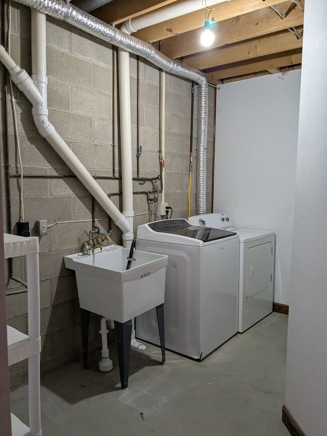 Building Photo - 2917 Darlington Rd