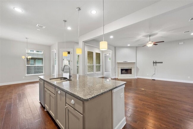 Building Photo - 5212 Palermo Dr
