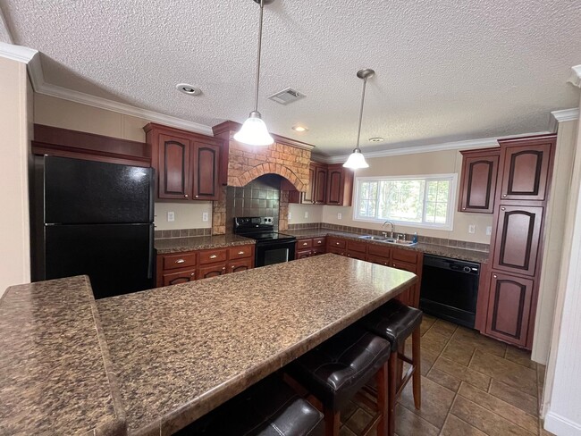 Foto del edificio - Country Living at it's finest! 4 Bedroom, ...