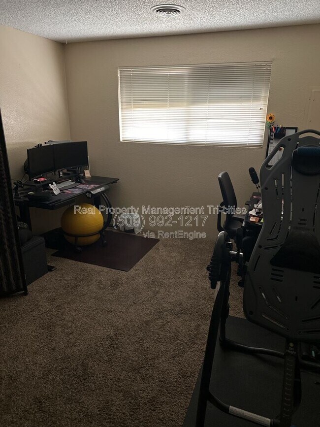 Foto del edificio - 218 S McKinley Pl