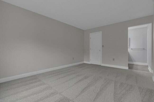Building Photo - 300 Brookside Dr
