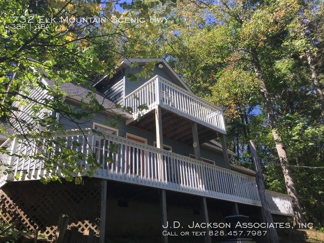 Building Photo - 732 Elk Mountain Scenic Highway