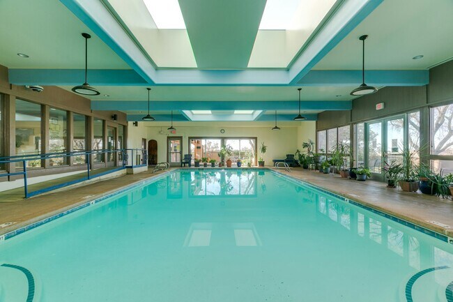 Foto del edificio - 159 K Calle Ojo Feliz