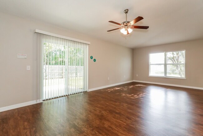 Foto del edificio - 3464 Steelgate Ct
