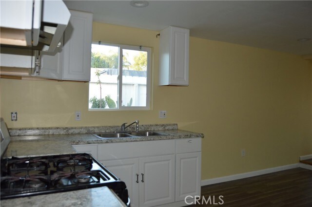 Foto del edificio - 24758 Chestnut St