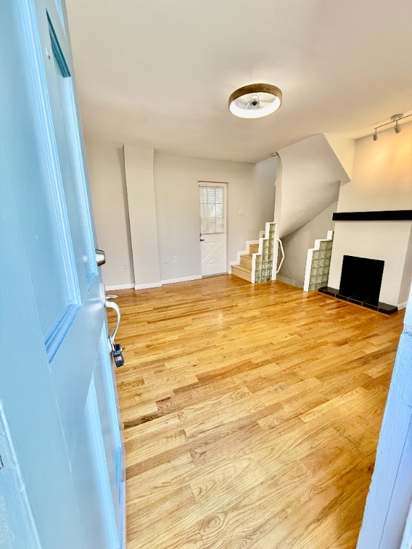 Building Photo - 1008 Salter St