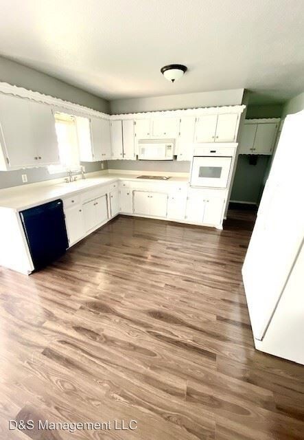 Building Photo - 3 br, 1.5 bath House - 2320 Flair Drive