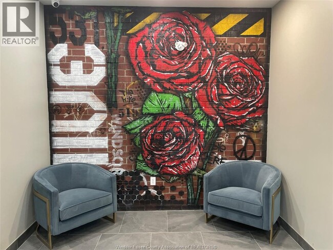 Building Photo - 531 Pelissier St