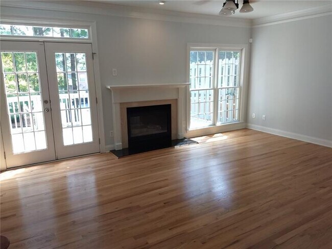 Building Photo - 12110 Stone Brook Cove