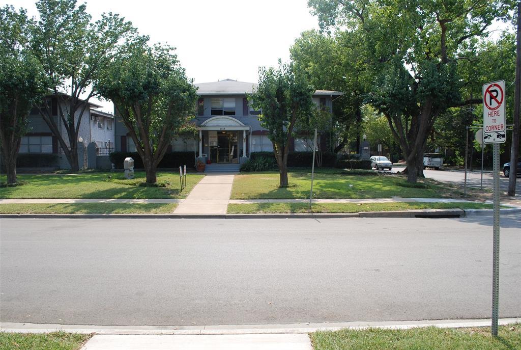 Foto del edificio - 3929 Rawlins St