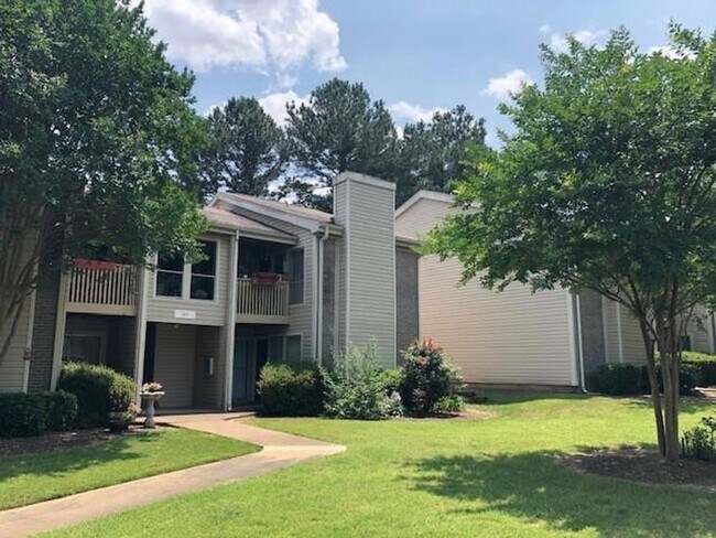 Building Photo - 1710 Kirby Pkwy