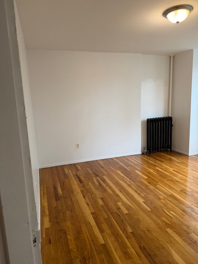 Photo - 312 Woodworth Ave (Yonkers, NY)