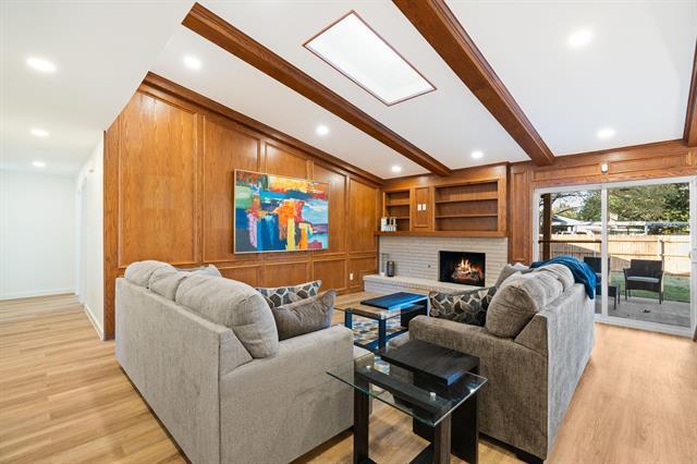 Foto del edificio - 8629 Baumgarten Dr