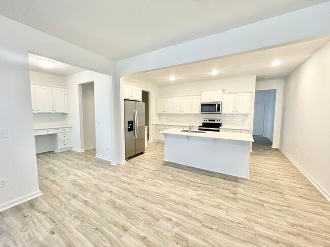 Building Photo - Brand New Paired Home minutes from I-77 an...
