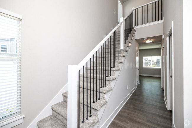3BR, 2.5BA - 1,600 SF - Front Entryway - James Point Luxury Townhomes