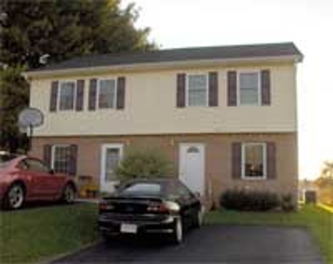 409B Miller St SE, Christiansburg, VA 24073 House Rental in Christiansburg, VA
