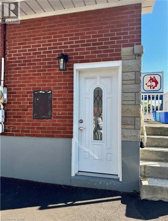 Building Photo - 787 Upper Ottawa St