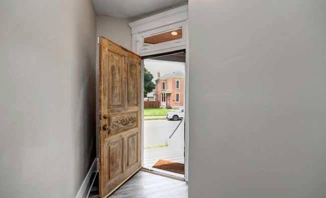 Foto del edificio - 1050 Oak St