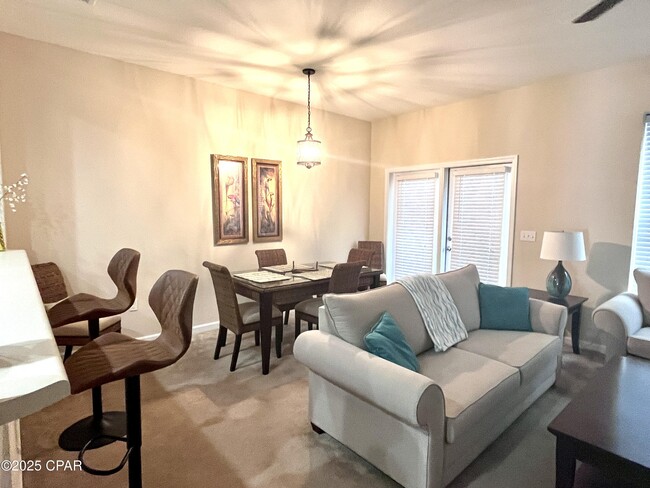 Foto del edificio - 231 Sand Oak Blvd