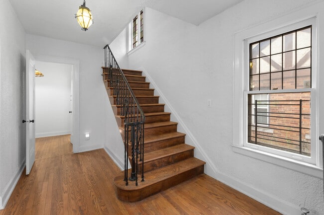 Building Photo - 16855 Muirland St
