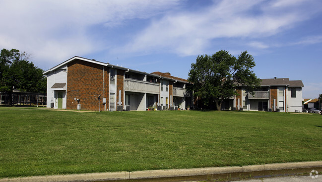 Primary Photo - Glenwood Senior Apartments