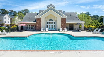 Building Photo - Regency Apartments