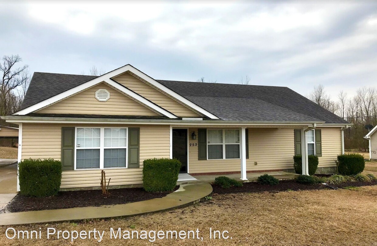 Primary Photo - 3 br, 2 bath House - 253 CHISHOLM LAKE RD