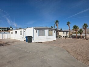 Building Photo - 1457 Luna Ln