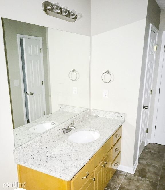 Building Photo - 3 br, 2 bath House - 60 Hunters Ridge Ct