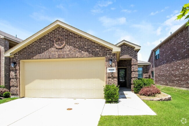 Building Photo - 8905 Tenderfoot Ln