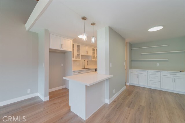 Building Photo - 6542 Ocean Crest Dr