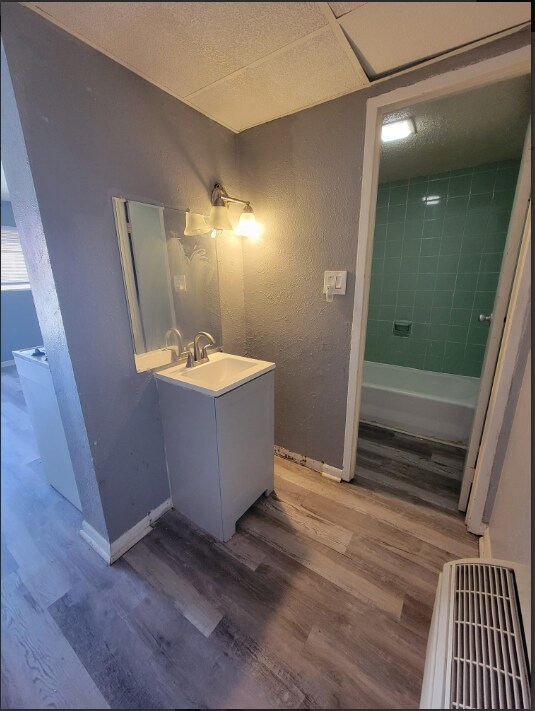 Foto del edificio - 111 S Summit St