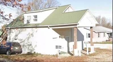Building Photo - 2051 MO-19