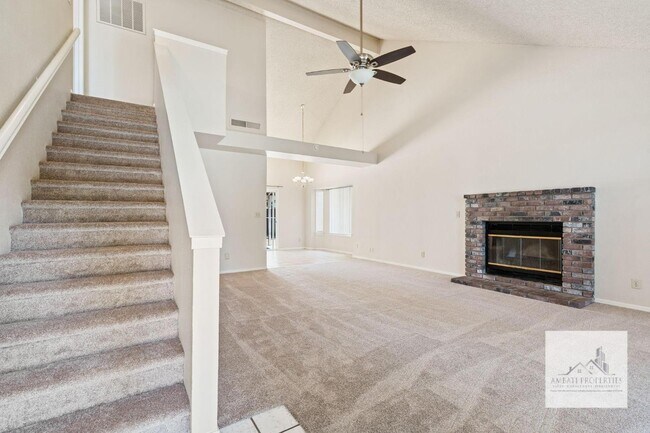 Foto del edificio - 8840 N Barton Ave